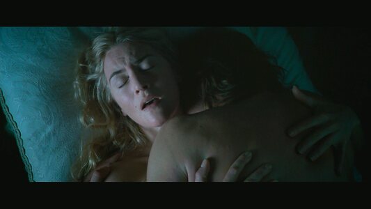 Kate Winslet leaked photo #42
