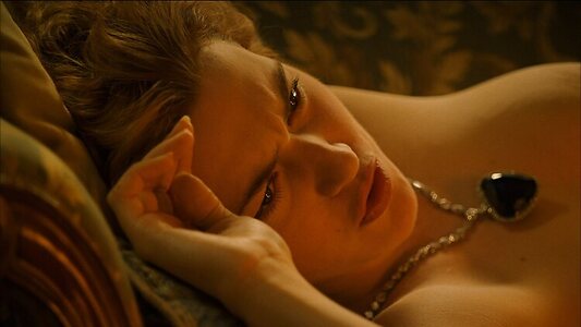 Kate Winslet leaked photo #71