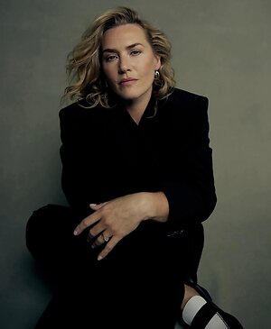 Kate Winslet leaked photo #136