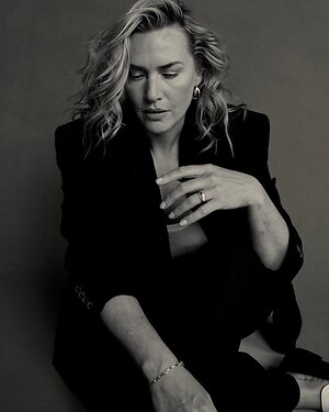 Kate Winslet leaked photo #137