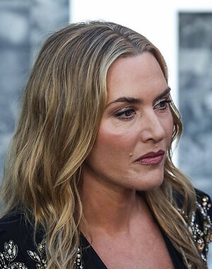 Kate Winslet leaked photo #146