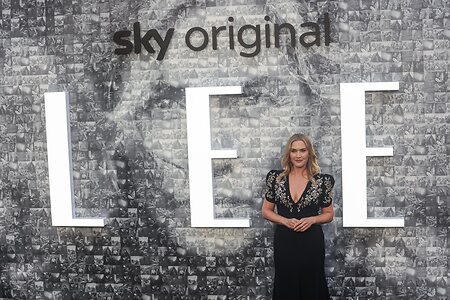 Kate Winslet leaked photo #147
