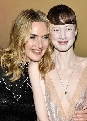 Kate Winslet leaked photo #160