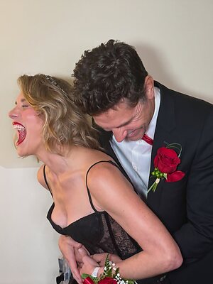 Katee Sackhoff leaked photo #34