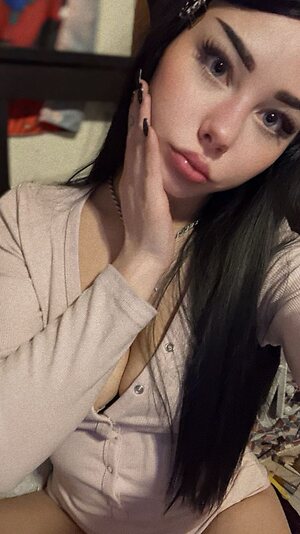 Katelyn Jones leaked photo #8