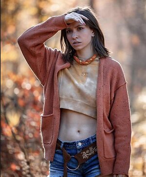 Katelyn Nacon leaked photo #20