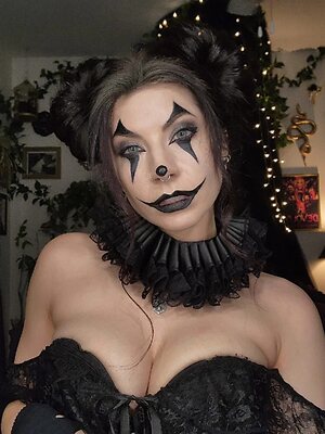 KateLynn E. Newberry leaked photo #18