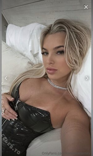 Katerina Carney leaked photo #6