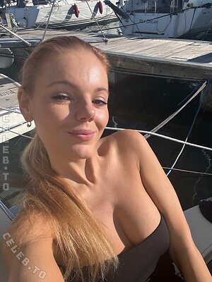 Katerina Karaskova Nude Leaked Photo #58