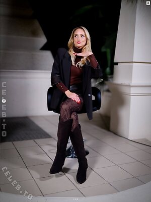 Katharina Kleinfeldt Nude Leaked Photo #17