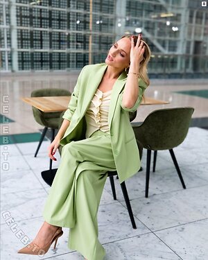 Katharina Kleinfeldt Nude Leaked Photo #23