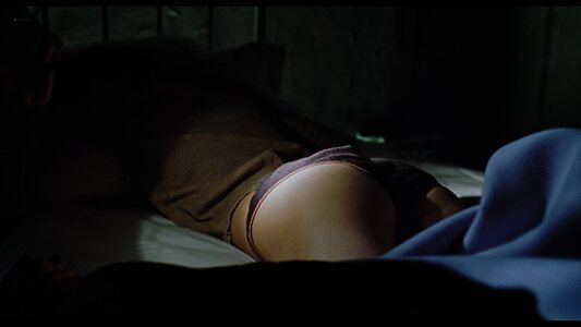 Katharine Isabelle leaked photo #4