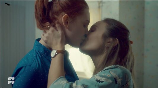 Katherine Barrell Nude Leaked Photo #2