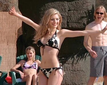 Katheryn Winnick leaked photo #92