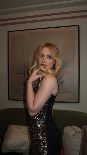 Kathryn Newton leaked photo #9