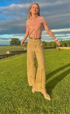Kathryn Newton