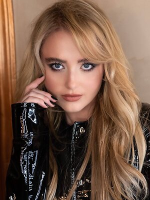 Kathryn Newton leaked photo #41
