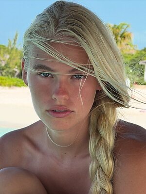 Kathryn Watts leaked photo #18