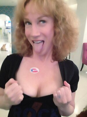Kathy Griffin leaked photo #4
