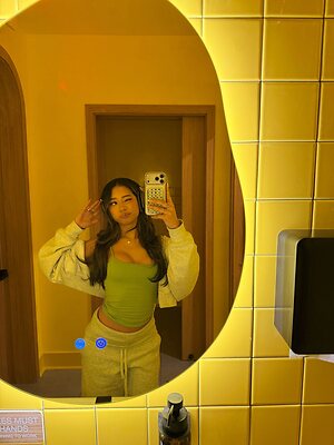 Kathy Nguyen leaked photo #33