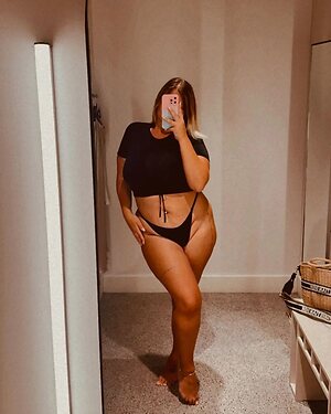 Katia C. leaked photo #24