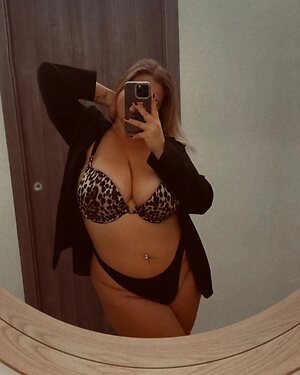 Katia C. leaked photo #40