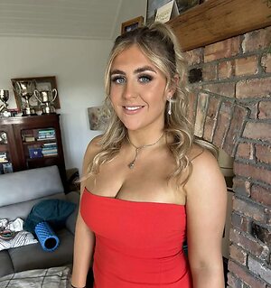Katie G leaked photo #7