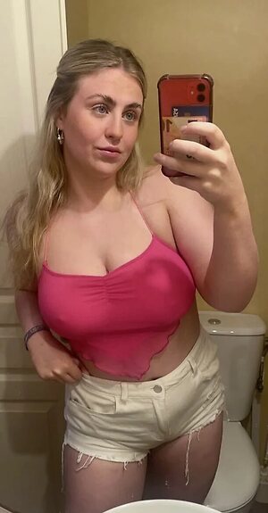 Katie G leaked photo #29