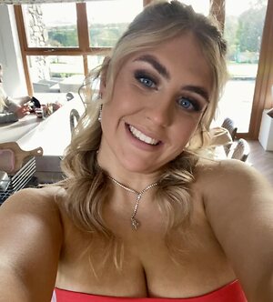 Katie G leaked photo #37