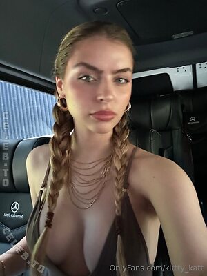 Katie Hamden Nude Leaked Photo #23