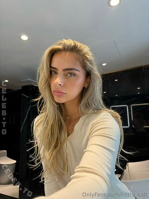 Katie Hamden Nude Leaked Photo #84