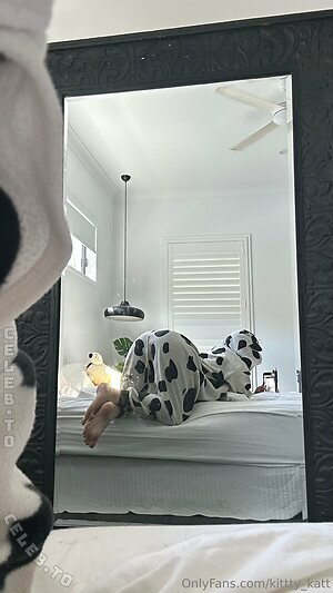 Katie Hamden Nude Leaked Photo #86