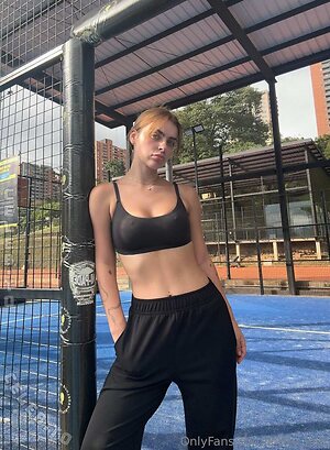 Katie Hamden Nude Leaked Photo #101