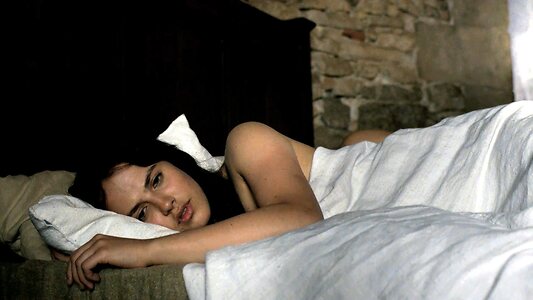 Katie McGrath leaked photo #2