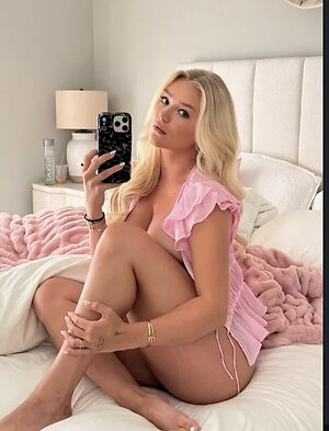 Katie Sigmond leaked photo #416
