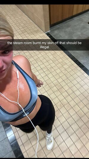 Katie Sigmond leaked photo #428