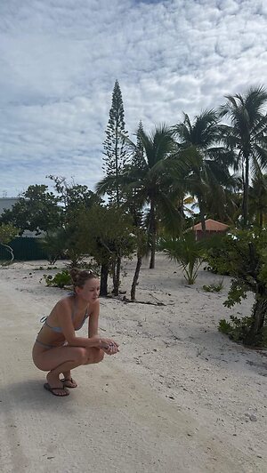 Katie White leaked photos