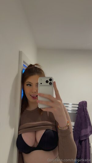 Katie Woolls leaked photo #41