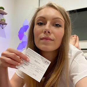 KatieBedford leaked photo #3