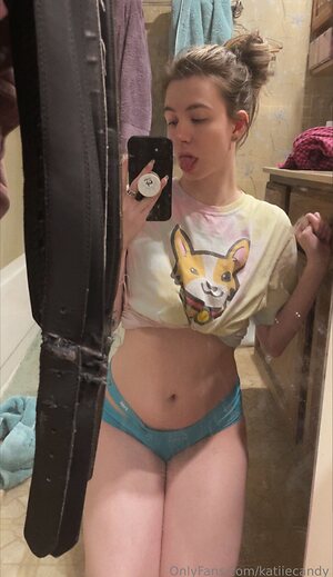 KatiieCandy leaked photo #9