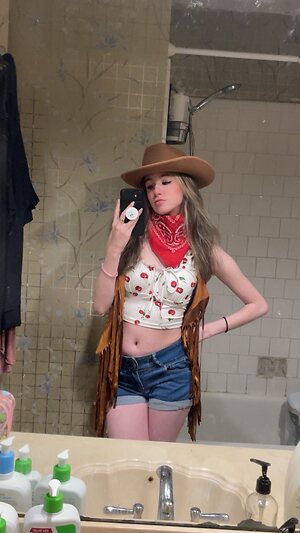 KatiieCandy leaked photo #11