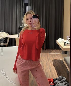 Kati.Ktr Nude Leaked Photo #7