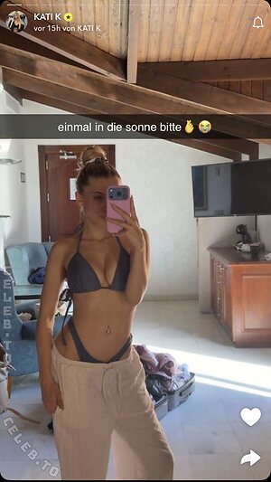 Kati.Ktr Nude Leaked Photo #18