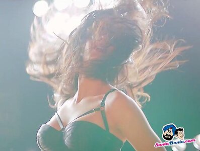 Katrina Kaif Nude Leaked Photo #152