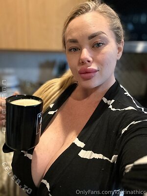 Katrina Thicc Nude Leaked Photo #21