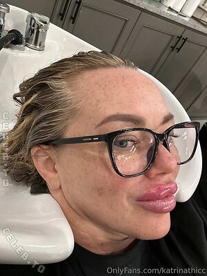 Katrina Thicc Nude Leaked Photo #75