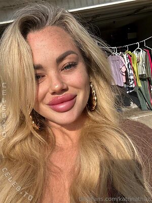 Katrina Thicc Nude Leaked Photo #142