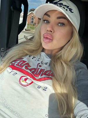 Katrina Thicc Nude Leaked Photo #166