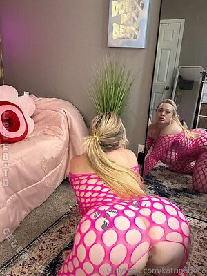 Katrina Thicc Nude Leaked Photo #191