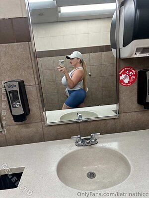 Katrina Thicc Nude Leaked Photo #209